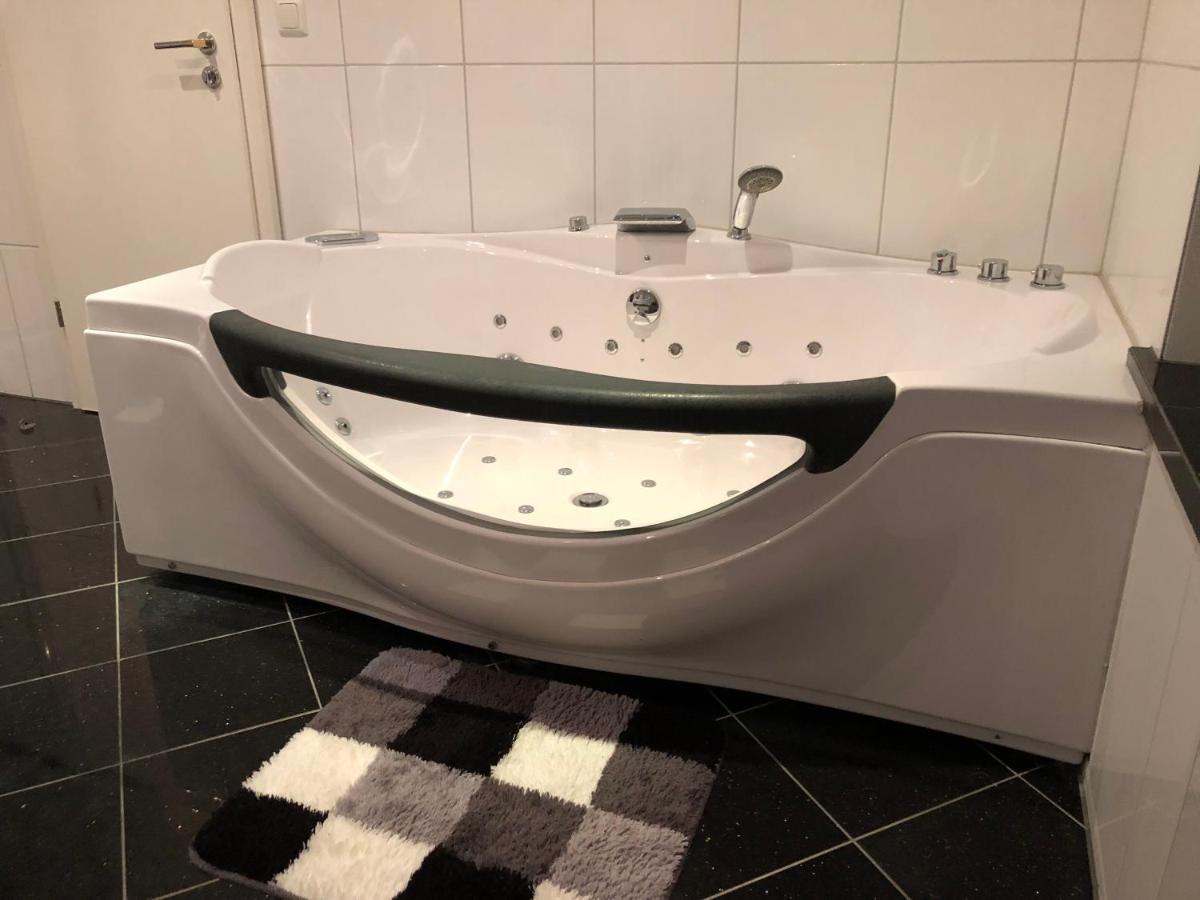 Ferienwohnung Amperblick Фюрстенфельдбрукк Экстерьер фото