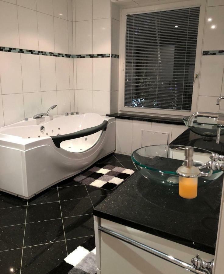 Ferienwohnung Amperblick Фюрстенфельдбрукк Экстерьер фото